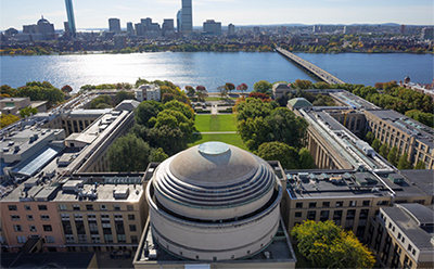 美国顶尖大学正式进入“高分时代”！1530+成藤校入场券